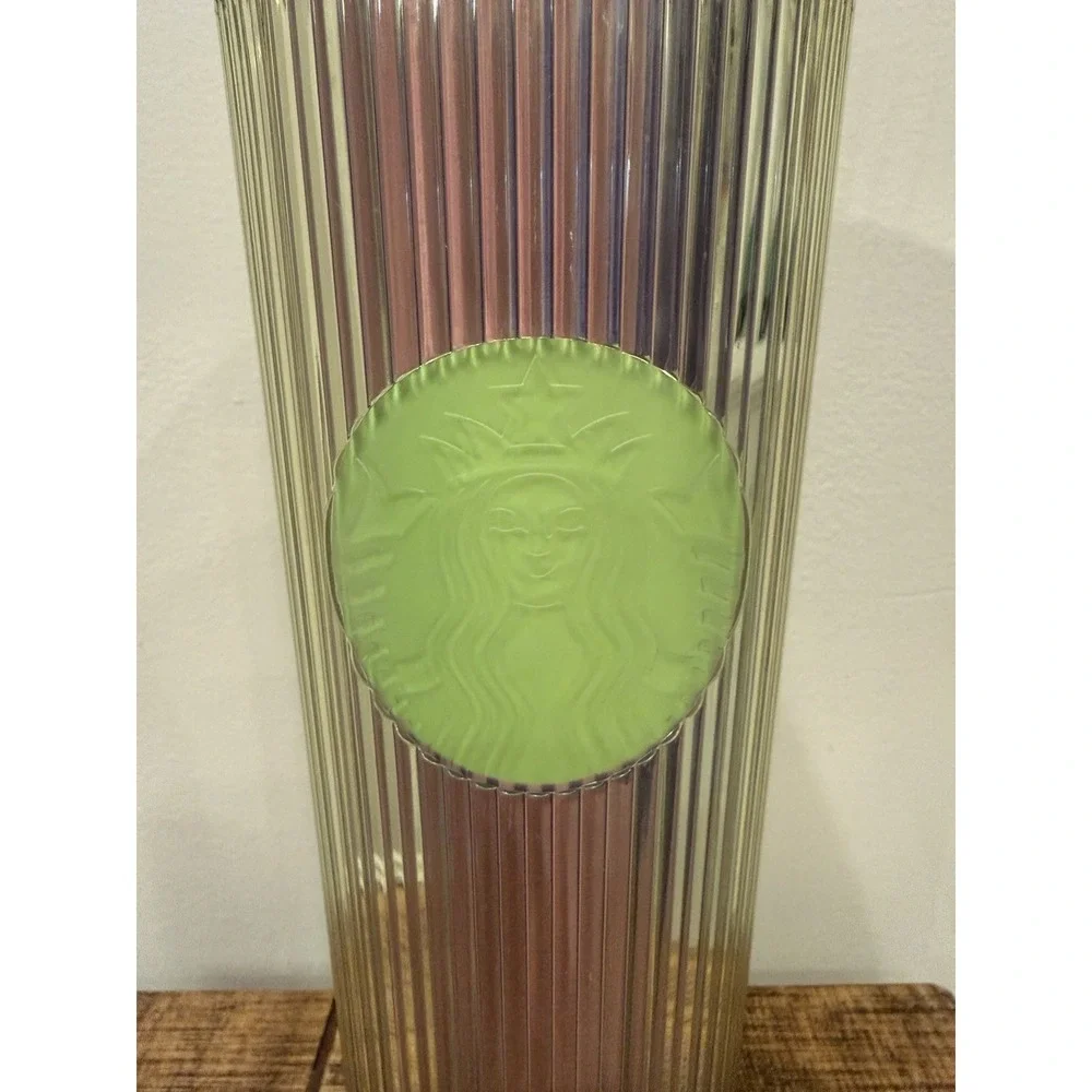 Starbucks‎ Tumbler Green Apple And Lilac Pleated Cold Cup Venti, NWT 24oz